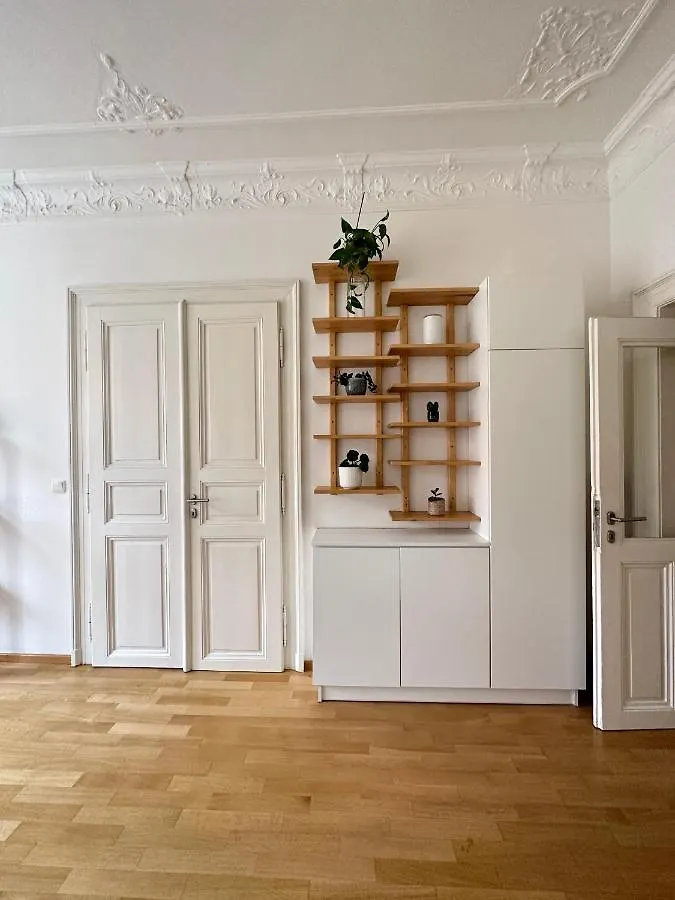 Apartment 3Bdr Bohemian Style Central Flat With Balcony Prague